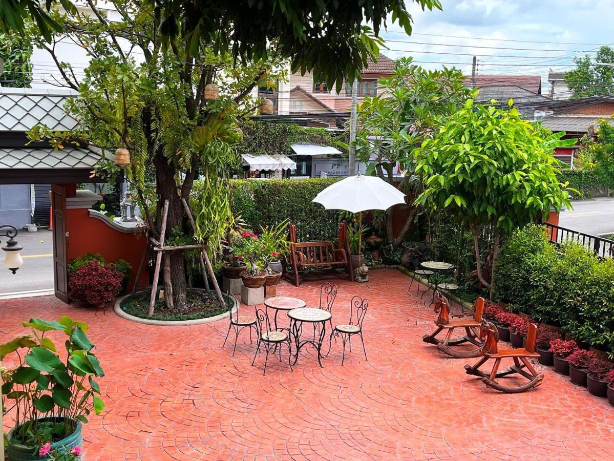 Bed and Breakfast Wualai Sabaidee Chiang Mai Esterno foto